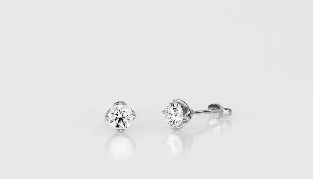 0.10 SI/G-H Round Diamond Stud Earrings W