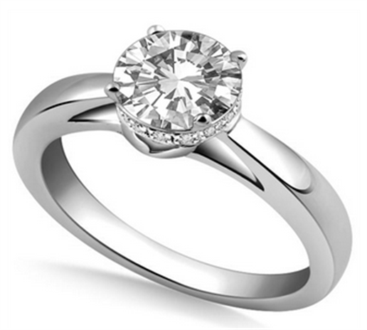 7 Reasons to Consider a Solitaire Engagement Ring